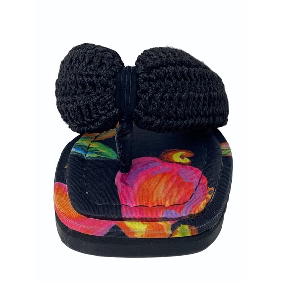 Farm Rio Size 8 Cashew Crochet Puffy Flower Flip Flops Black Pink Orange - Picture 7 of 10